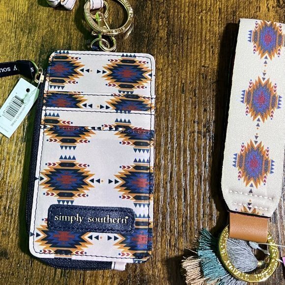 NWT Simply Southern Womens Keychain ID Wallet Lanyard Key Fob Tribal‎ Print - Picture 9 of 10